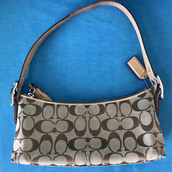 Coach Handbags - Coach Handbag Vintage Authentic Tan